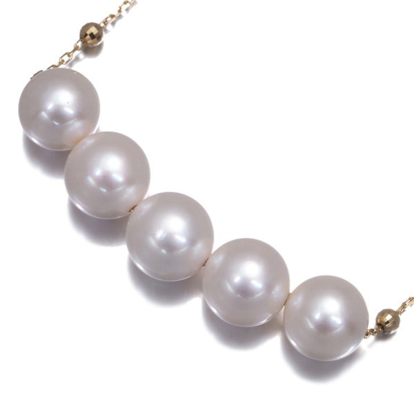 Pearl Akoya 4.6 8.5Mm Necklace 18K 750 Yellow Gold: Pearl Akoya 4.6 8.5Mm Necklace 18K 750 Yellow Gold 18k yellow gold pendant necklace featuring a cultured Akoya pearl with a size range of approximately 4.6-8.5mm, suspended from an adjustable chain av