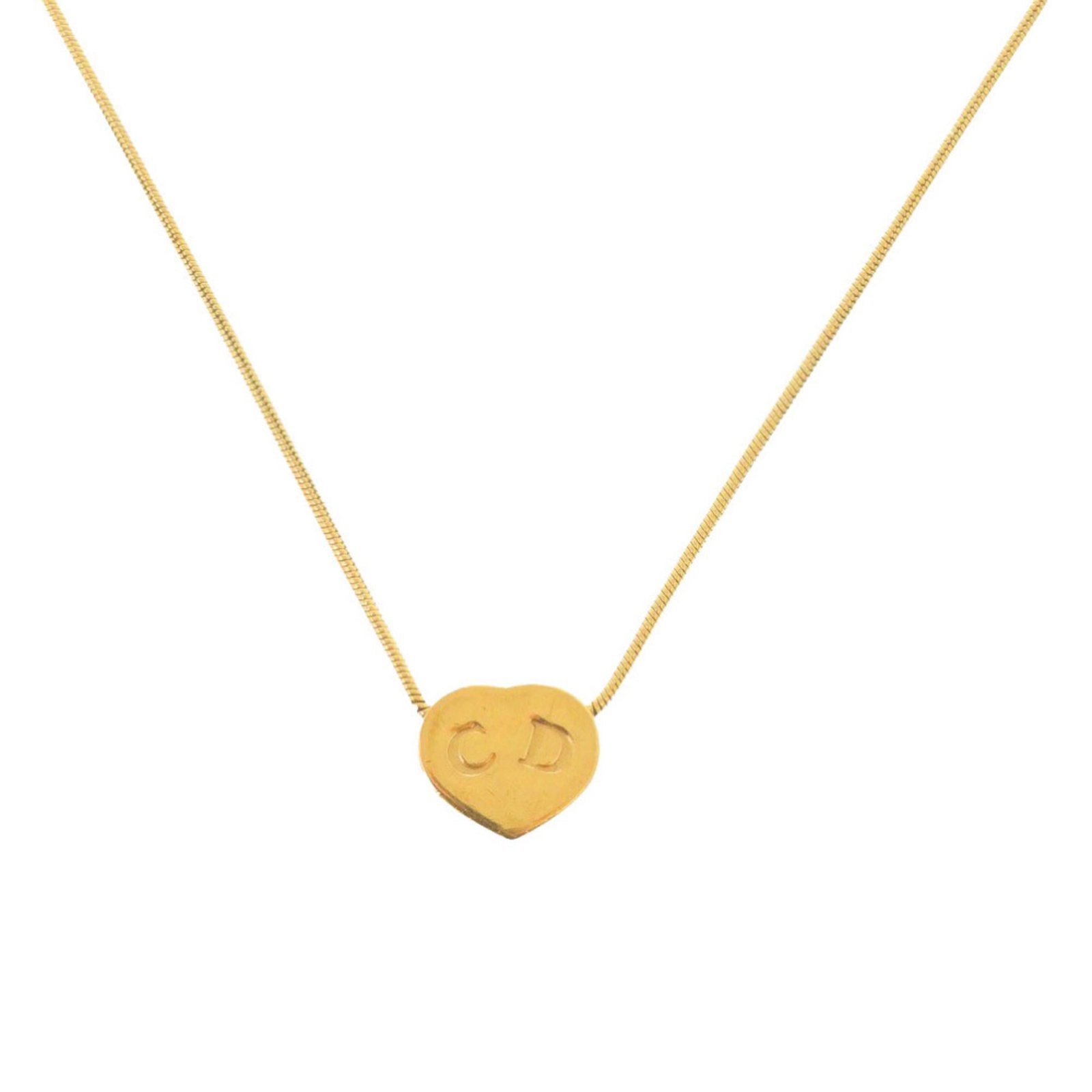 Christian Dior Cd Heart Metal Gold Necklace 0656: Christian Dior Cd Heart Metal Gold Necklace 0656 Christian Dior Cd Heart Metal Gold Necklace 0656 features a striking gold metal design with a 12mm x 13mm pendant, set against a 43 cm / 16.92''