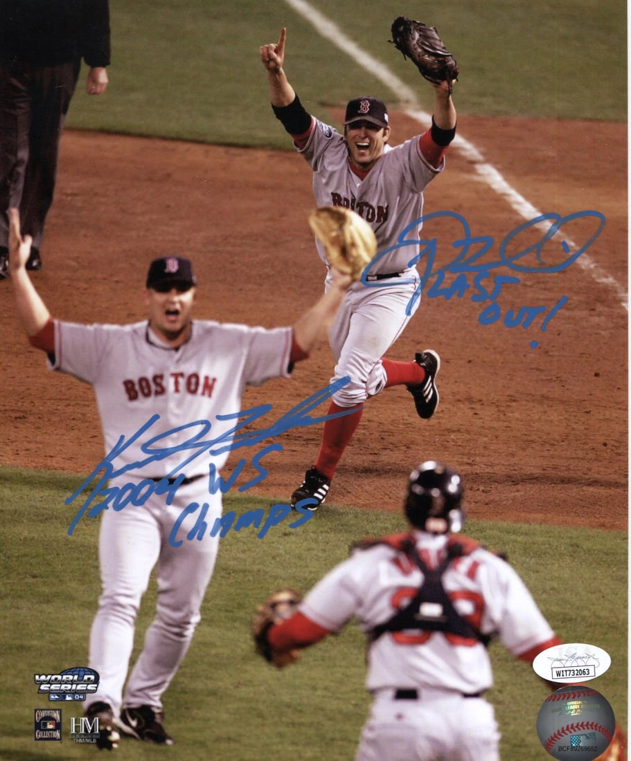 Keith Foulke/ Doug Mientkiewicz Autographed 8x10 Photo Boston Red Sox (JSA) (1 of 1)