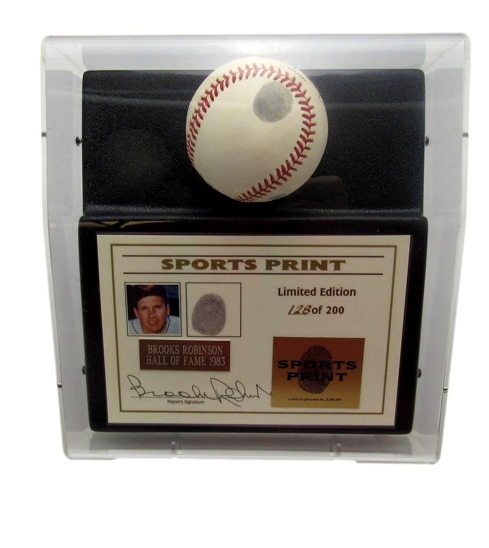 Thumbprint Baseball by Brooks Robinson Signed Sports Print 200 128 LOA BAS 208115: Thumbprint Baseball by Brooks Robinson Signed Sports Print 200 128 LOA BAS 208115 Authentic Brooks Robinson signed sports print, featuring the iconic thumbprint baseball. This unique piece showcases t