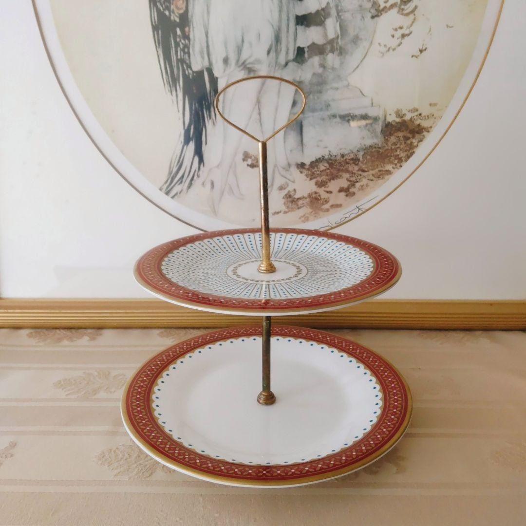 Wedgwood Queen of Hearts Afternoon Tea Cake Stand 2 Tier with Box England (1 of 11)