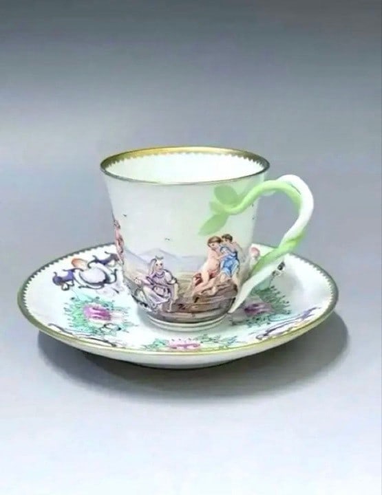Rare Richard Ginori Capodimonte Doccia Porcelain Cup Saucer Set Italy: Rare Richard Ginori Capodimonte Doccia Porcelain Cup Saucer Set Italy Item Specifics: Origin: NA Number Of Items In Set: NA Shape: NA Signed By: NA Occasion: NA Keeps Cold For: NA Vintage: NA Keeps Ho