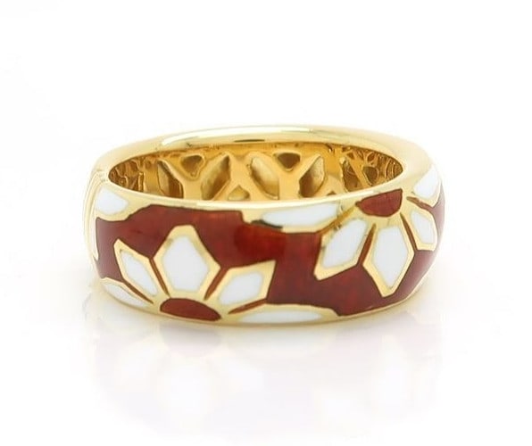 Yanes Spain Red Enamel Flower Motif 18k Yellow Gold Band Ring US 6.5 EU 52.5: Yanes Spain Red Enamel Flower Motif 18k Yellow Gold Band Ring US 6.5 EU 52.5 Item Specifics: Antique: No Shape: Round Occasion: Anniversary Birthday Christening Christmas Confirmation/Communion Engage