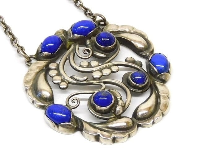 Georg Jensen No.259 Lapis Lazuli Pendant Necklace Sterling Silver w/ Original Box: Georg Jensen No.259 Lapis Lazuli Pendant Necklace Sterling Silver w/ Original Box Item Specifics: Brand: Georg Jensen Type: Necklace Metal Purity: 925 Main Stone Shape: Cabochon Color: Silver Style: P