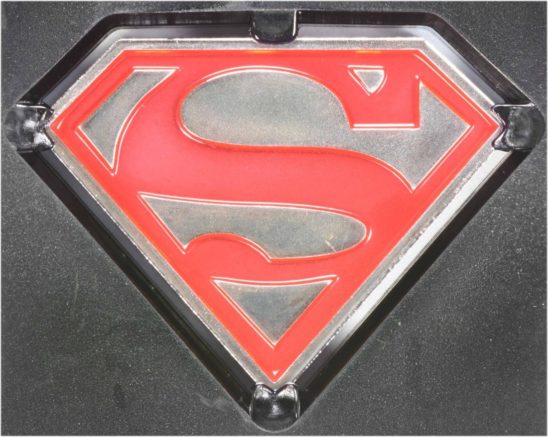 2021 Niue $2 Superman Logo .999 Silver Choice BU OGP: 2021 Niue $2 Superman Logo .999 Silver Choice BU OGP This 2021 Niue $2 Superman Logo .999 Silver Choice BU OGP coin features the iconic superhero logo on its reverse side, set against a silver backgro