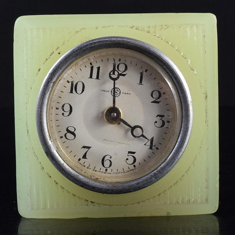 Seikosha Uranium Glass Hand-wound Table Clock V R7735 Japan Antique Junk (1 of 15)