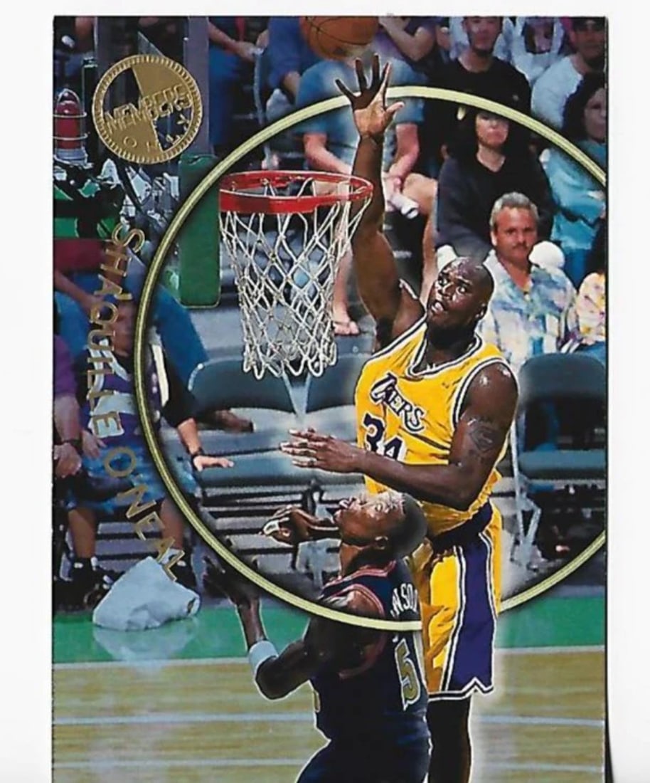 Members Only Card #20 1996 1997 Shaquille O'Neal Topps: Members Only Card #20 1996 1997 Shaquille O'Neal Topps Upper Deck Shaquille O'Neal 1996-1997 Topps #20 Members Only Card - A highly sought-after collectible featuring the dominant center from the NBA'