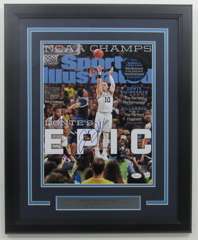 Divincenzo Villanova Donte Champs SI Signed Photo 11x14 Framed: Divincenzo Villanova Donte Champs SI Signed Photo 11x14 Framed Original 11x14 photo of Villanova Wildcats player Donte Champs, signed by the team. This framed item bears the signature of the Villanova