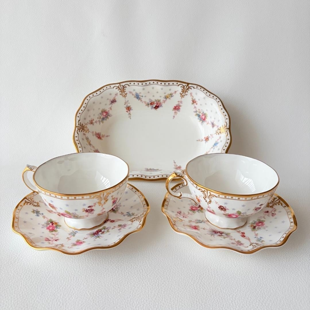 Royal Crown Derby Royal Antoinette Vegetable Bowl And Cup Saucer Pair set: Royal Crown Derby Royal Antoinette Vegetable Bowl And Cup Saucer Pair set Item Specifics: Shape: Oval Occasion: All Occasions Color: Multicolor Set Includes: Bowl Vintage: Yes Brand: Royal Crown Derby