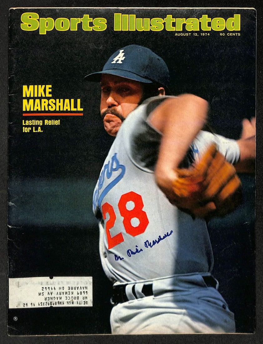 Mike Marshall Signed/ Autographed 1974 Sports Illustrated Magazine Beckett 212434 (1 of 3)