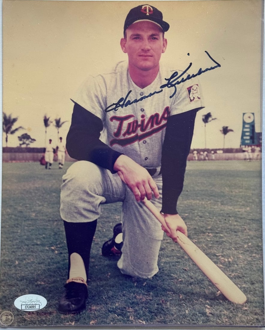 Harmon Killebrew Autographed Twins 8x10 Baseball Photo (JSA) (1 of 1)