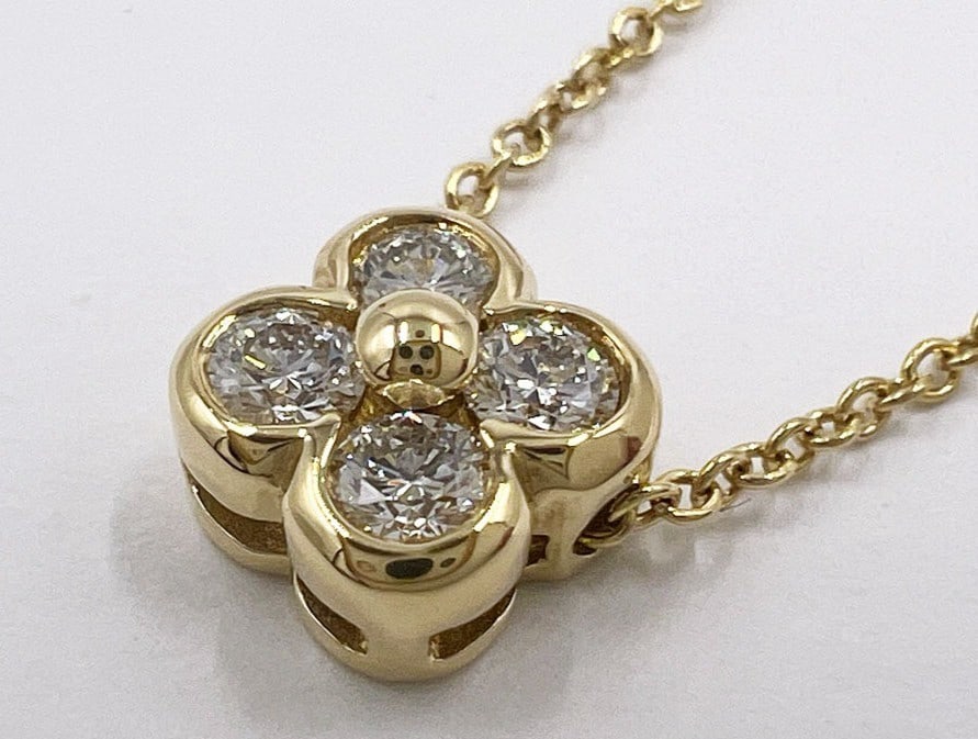 Co Tiffany & Yellow 4 Bezel Diamond Gold 18k Flower Pendant Box Necklace Gift: Co Tiffany & Yellow 4 Bezel Diamond Gold 18k Flower Pendant Box Necklace Gift Item Specifics: Pendant Shape: Flower Number Of Diamonds: 4 Closure: Spring Ring Occasion: Anniversary Birthday Christenin
