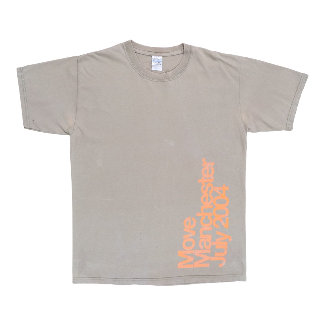 Shirt concert Manchester move 2004: Shirt concert Manchester move 2004 Authentic Manchester concert shirt from 2004, featuring the iconic tour design and graphics. This rare item would be a must-have for fans of the band who attended