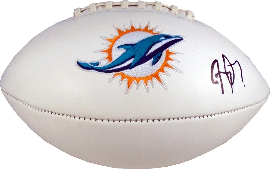 Ajayi autographed white panel football Dolphins Miami: Ajayi autographed white panel football Dolphins Miami Authentic Jay Ajayi Autographed Miami Dolphins White Panel Football. This football, signed in black paint pen across the front by Jay Ajayi, featu