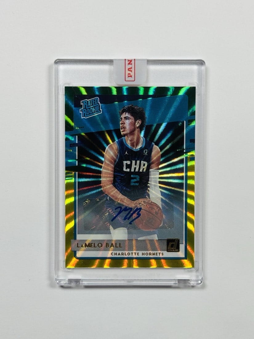 2020-21 DONRUSS LAMELLO BALL #202 GREEN & YELLOW RATED ROOKIE AUTO: 2020-21 DONRUSS LAMELLO BALL #202 GREEN & YELLOW RATED ROOKIE AUTO Item Specifics: Card Size: Standard Autographed: Yes Set: 2020-2021 Donruss Signed By: LaMelo Ball Player/Athlete: LaMelo Ball Origin
