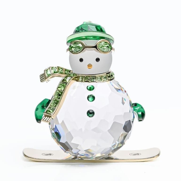 Swarovski Snowboarder Snowman (Green) Holiday Cheers Crystal Figurine Decor: Swarovski Snowboarder Snowman (Green) Holiday Cheers Crystal Figurine Decor Item Specifics: Occasion: Christmas Size: Small Number In Pack: 1 Style: Modern Finish: Shiny Handmade: No Item Width: 5.5 c