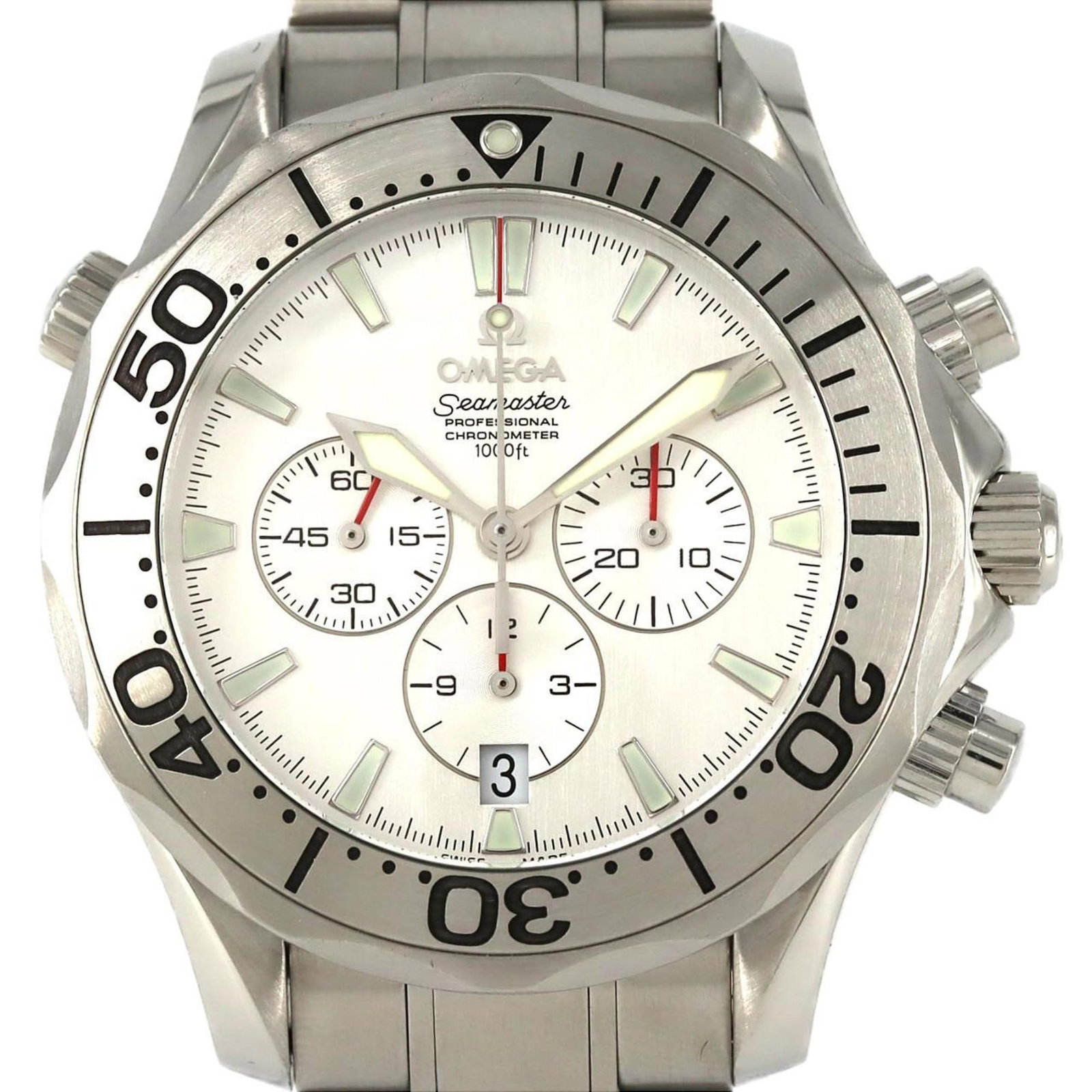 Omega Wristwatch: Omega Wristwatch Omega Wristwatch boasts a sleek, silver dial and stainless steel case, measuring 41.5mm in diameter, perfect for those who appreciate timeless design. Powered by a self-winding