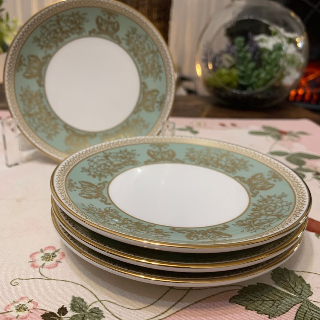Wedgwood Columbia Sage Green 4 9in Bread Plate Set of 4 Unused Bone China: Wedgwood Columbia Sage Green 4 9in Bread Plate Set of 4 Unused Bone China Item Specifics: Primary Material: Porcelain Color: Sage Green Material: Porcelain California Prop 65 Warning: NA Brand: Wedgwo