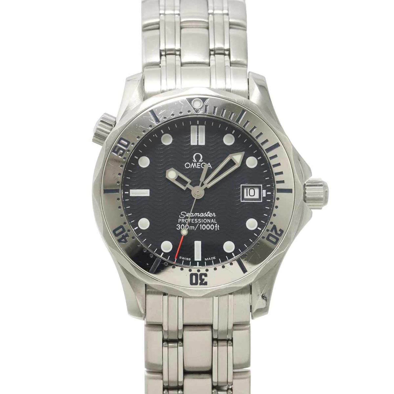 Omega Wristwatch: Omega Wristwatch Stainless steel case and band provide durability, while the navy dial adds a touch of sophistication. This quartz-powered Omega wristwatch features a sleek 36mm design with a comforta