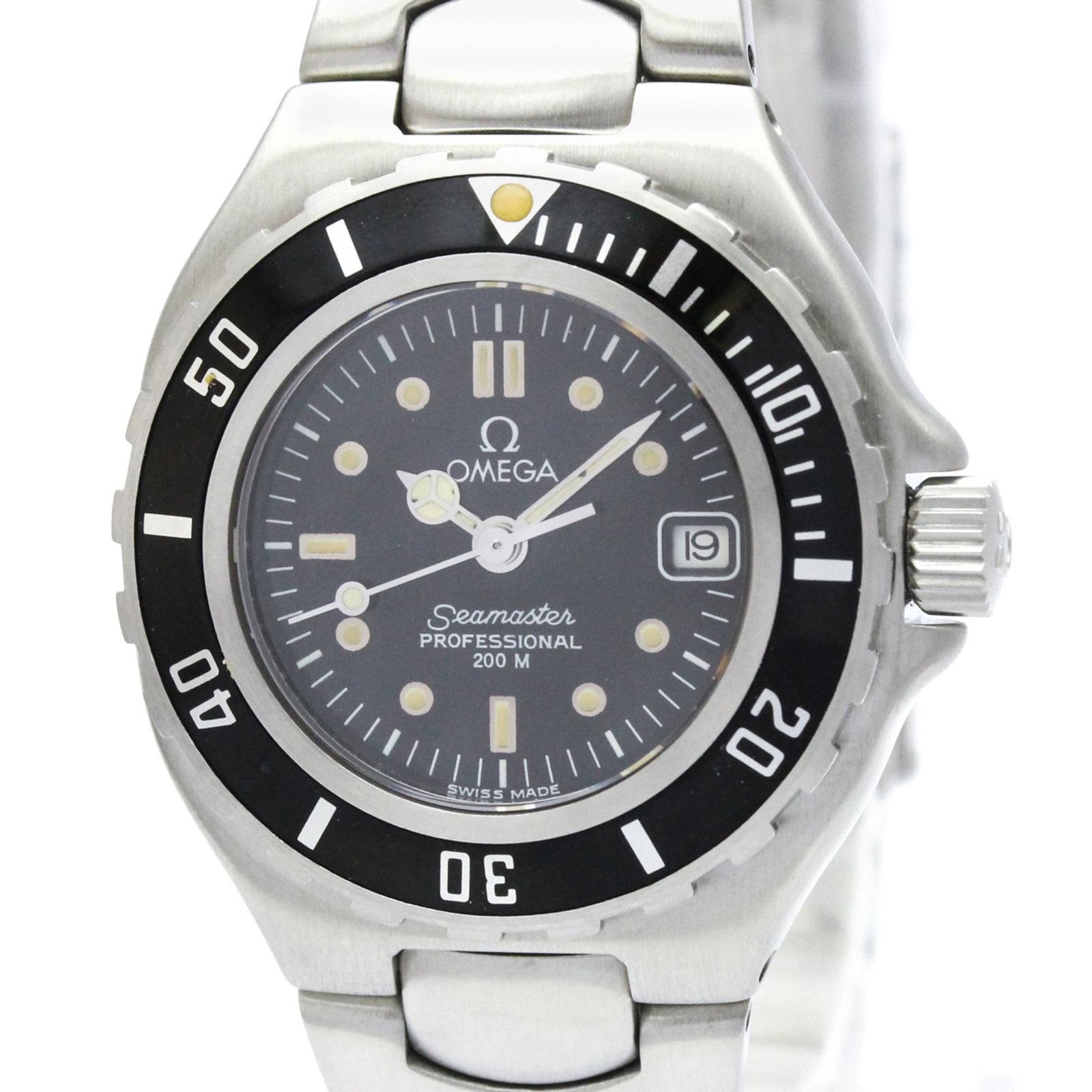 Omega Wristwatch: Omega Wristwatch Stainless steel case and band provide a sleek, sporty look for the Omega Seamaster watch. The black dial and quartz movement keep time with precision, while the date function adds pra