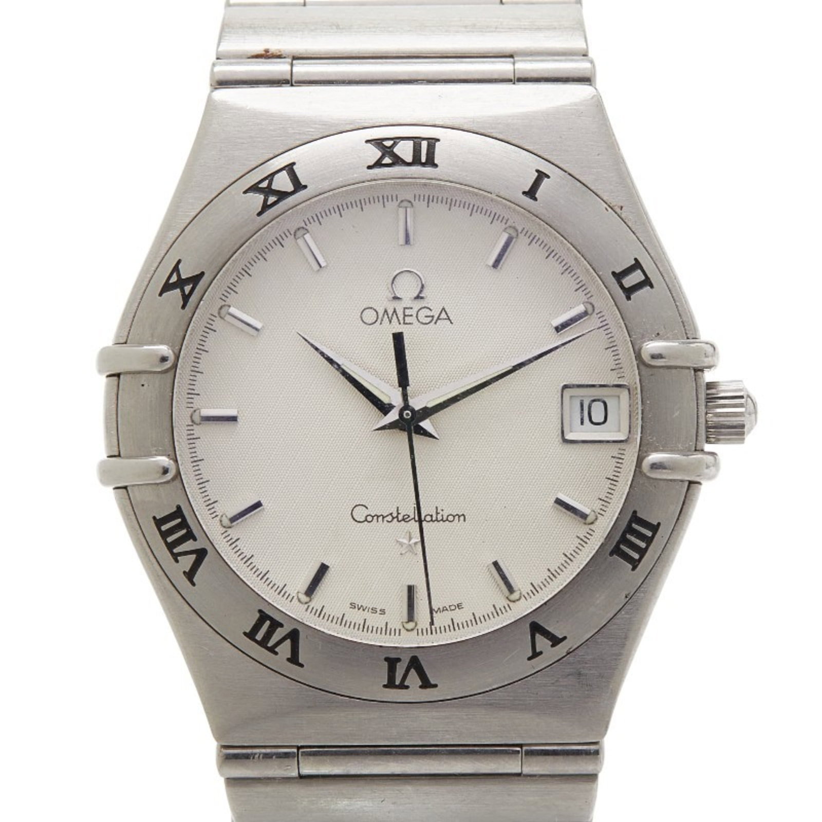 Omega Wristwatch: Omega Wristwatch Stainless steel case and band, paired with a white quartz movement, make this Omega wristwatch a sleek and functional timepiece. Measuring 33mm in diameter, it's designed to fit wrist