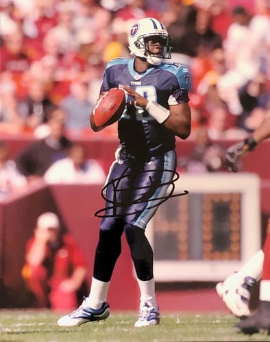 Vince Young Autographed 8x10 Photo (1 of 1)