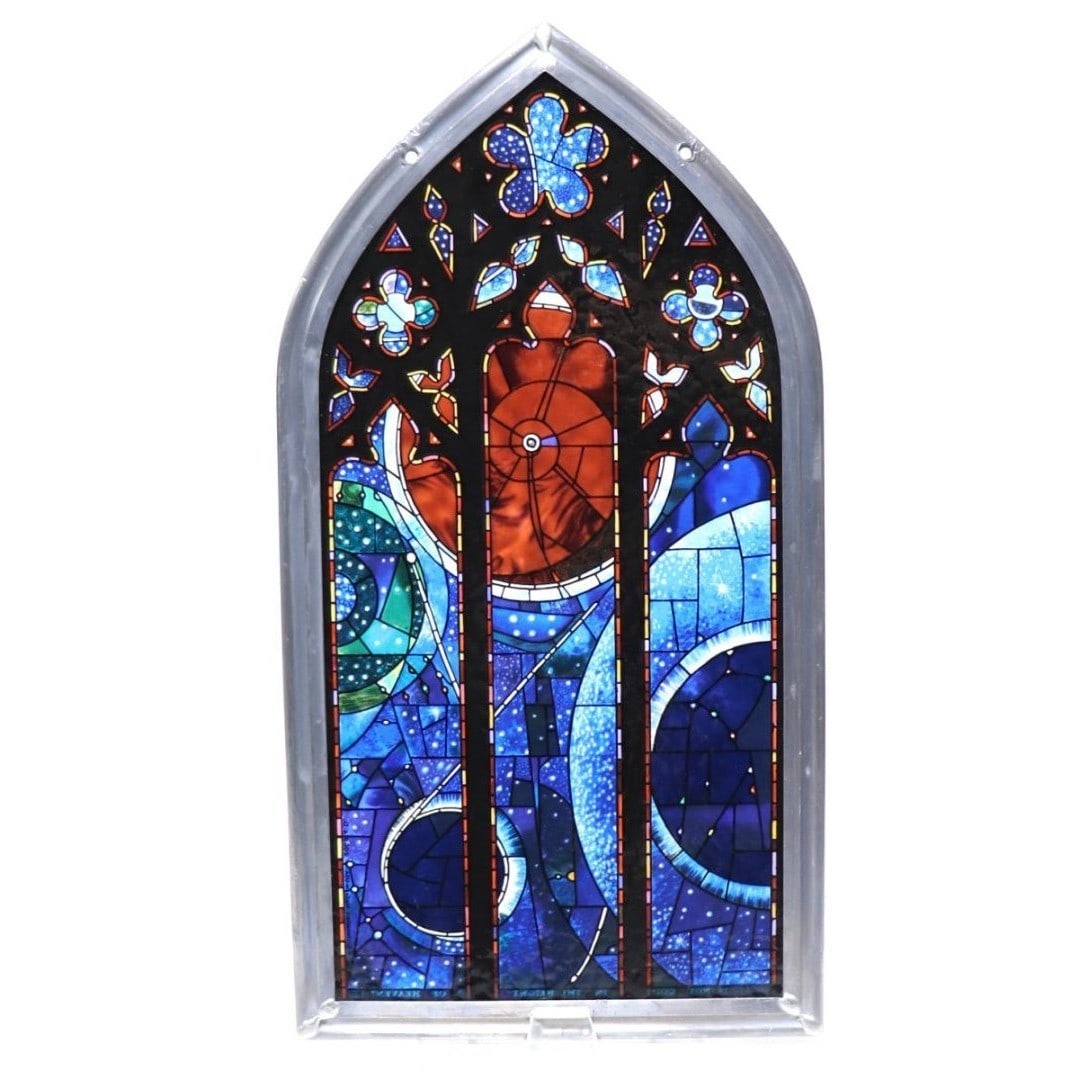 Vintage stained glass rare interior space window at Washington national cathedral: Vintage stained glass rare interior space window at Washington national cathedral Item Specifics: Type: NA Size: NA Product Disclaimer: Please review the full description and photos. Lithographs may