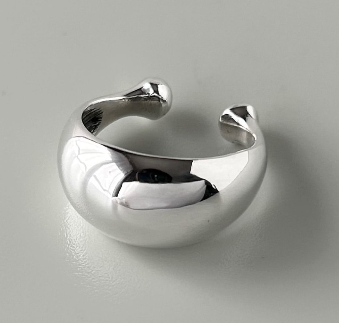 Rare Sterling Silver Ring No.329 US4.5-5.5 by Georg Jensen: Rare Sterling Silver Ring No.329 US4.5-5.5 by Georg Jensen Item Specifics: Brand: Georg Jensen Ring Size: 4.5-5.5 Type: Ring Metal Purity: 925 Color: Silver Base Metal: Sterling Silver Style: Ring