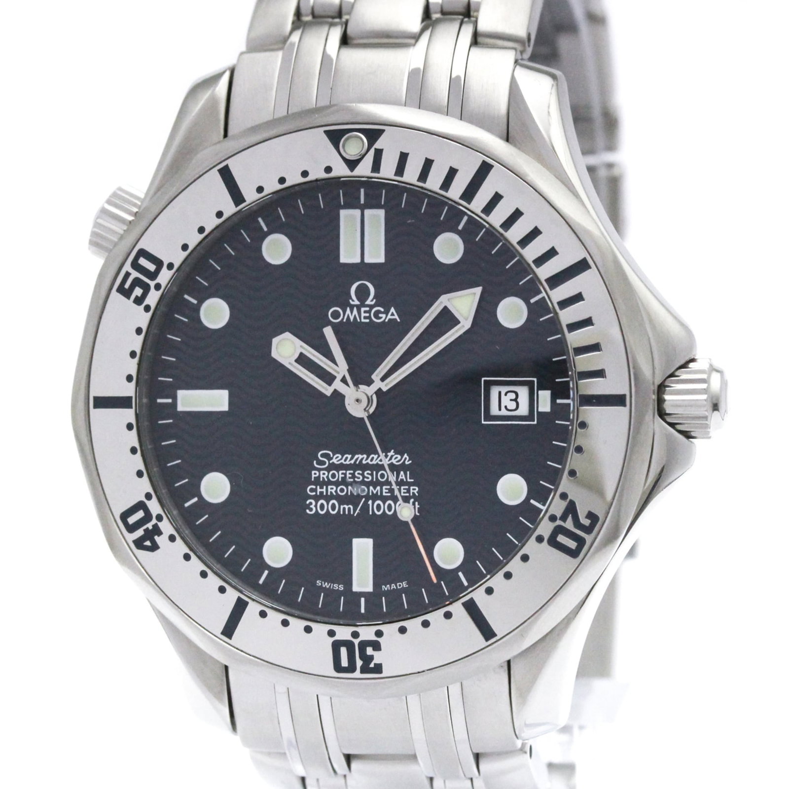 Omega Wristwatch: Omega Wristwatch Stainless steel case and band, the Omega Seamaster watch boasts a sleek 41mm design. Powered by a self-winding automatic movement, this timepiece features a blue dial and is crafted f