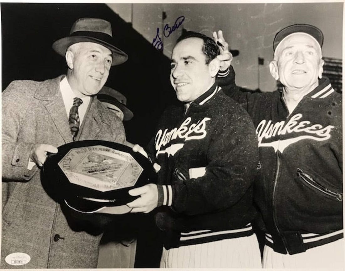 Yogi Berra Autographed Original United Press 11x14 Photo (JSA) (1 of 2)