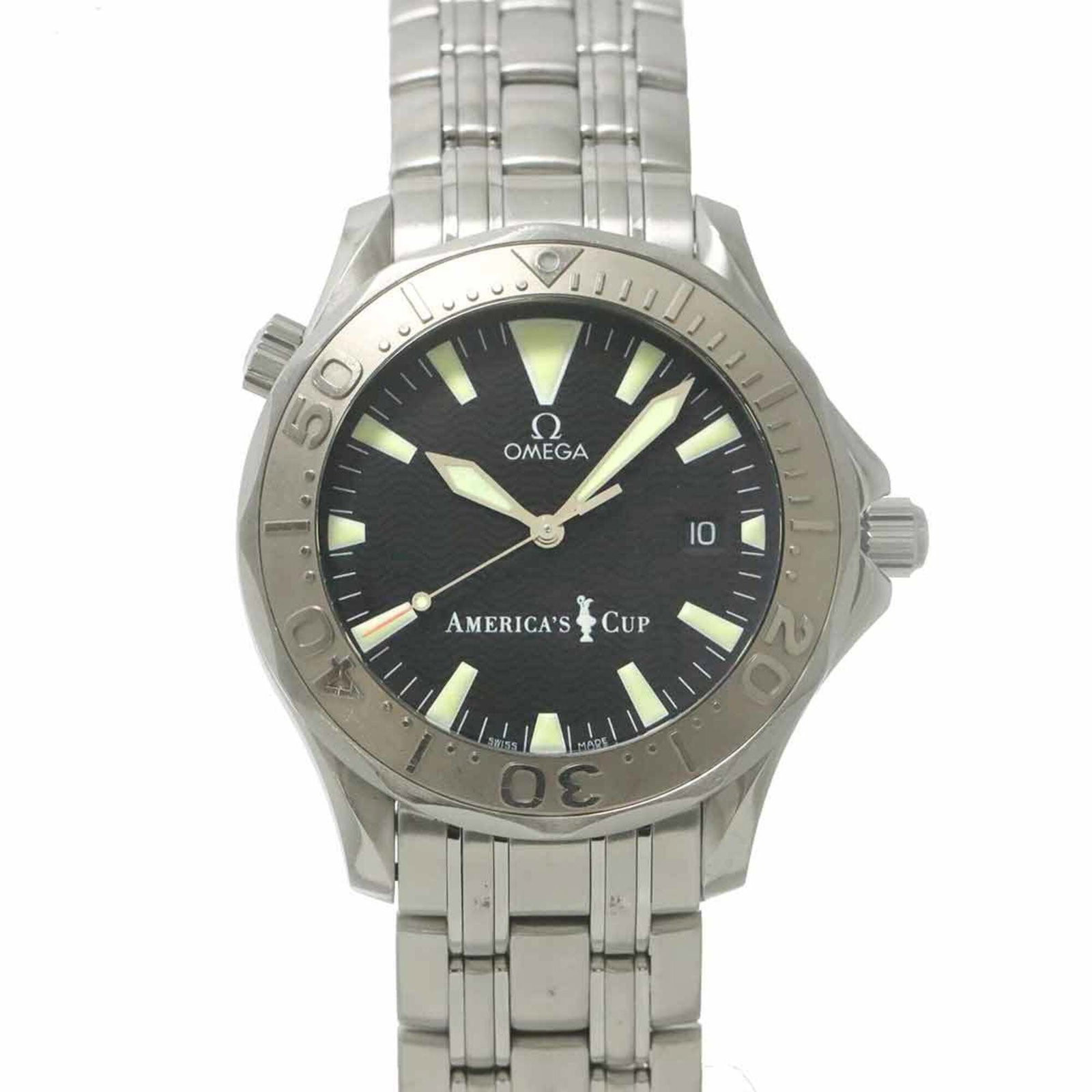 Omega Wristwatch: Omega Wristwatch Stainless steel and white gold (18K) blend in sleek, modern lines as the Omega wristwatch boasts a black dial. Powered by a self-winding automatic movement, this timepiece features a 