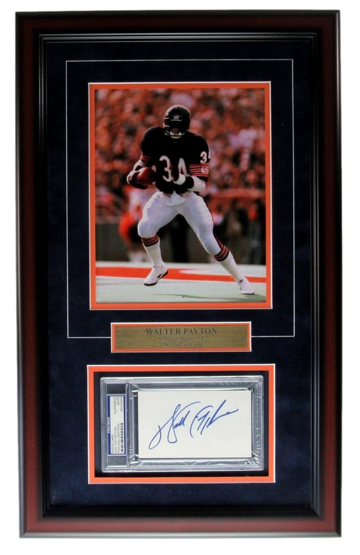 Walter Payton HOF Bears Signed 3x5 Index Card w/ Photo Framed PSA/ DNA 205597: Walter Payton HOF Bears Signed 3x5 Index Card w/ Photo Framed PSA/ DNA 205597 Item Specifics: Autograph Authentication: PSA/DNA Original/Reprint: Original Product: Photo Sport: Football Team: Chicago