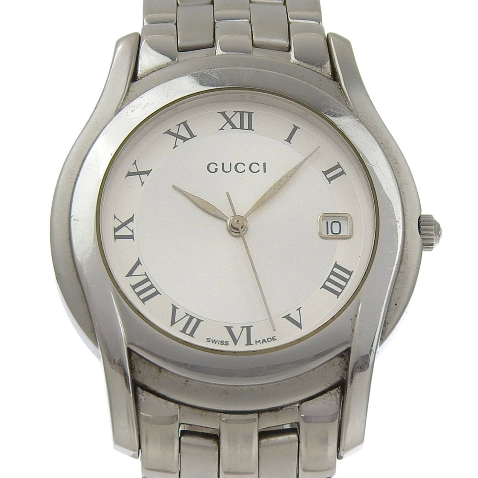 Wristwatch from Gucci: Wristwatch from Gucci Stainless steel case and band add a sleek touch to this Gucci women's wristwatch, featuring a silver dial. The quartz movement keeps time with precision, while the compact 35mm d
