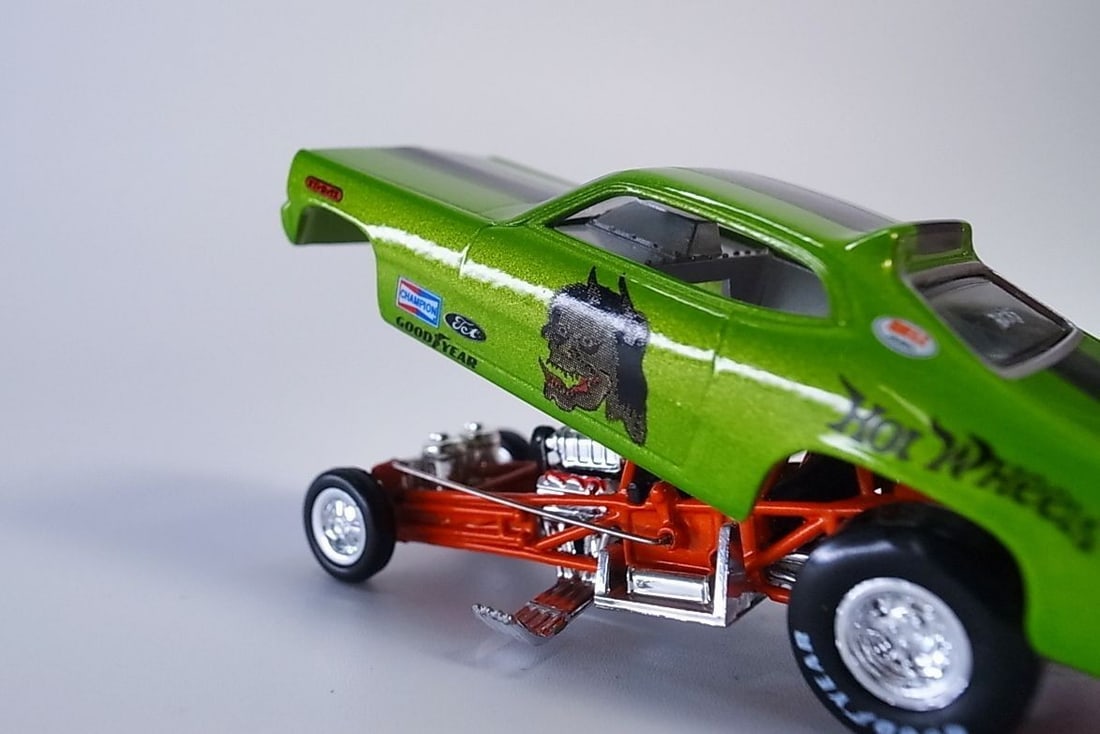Hot Wheels Funny Car Ozone Rocks Green Black Diecast Toy Vehicle 3 1in (1 of 9)