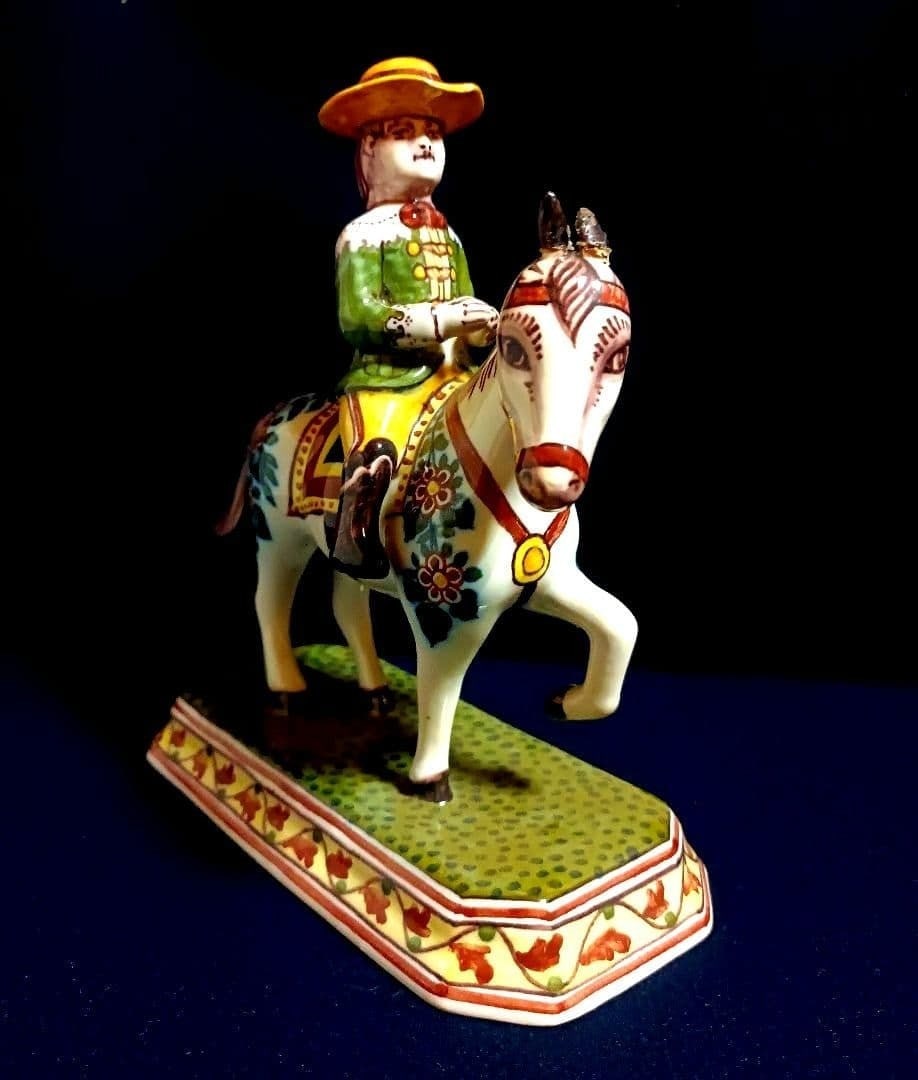Royal Tichelaar Makkum Porcelain doll cowboy Figurines hand-painted Rare: Royal Tichelaar Makkum Porcelain doll cowboy Figurines hand-painted Rare Item Specifics: Brand: NA Type: Figurine Original/Licensed Reproduction: Original Signed: Yes Backstamp: Painted Production Tec