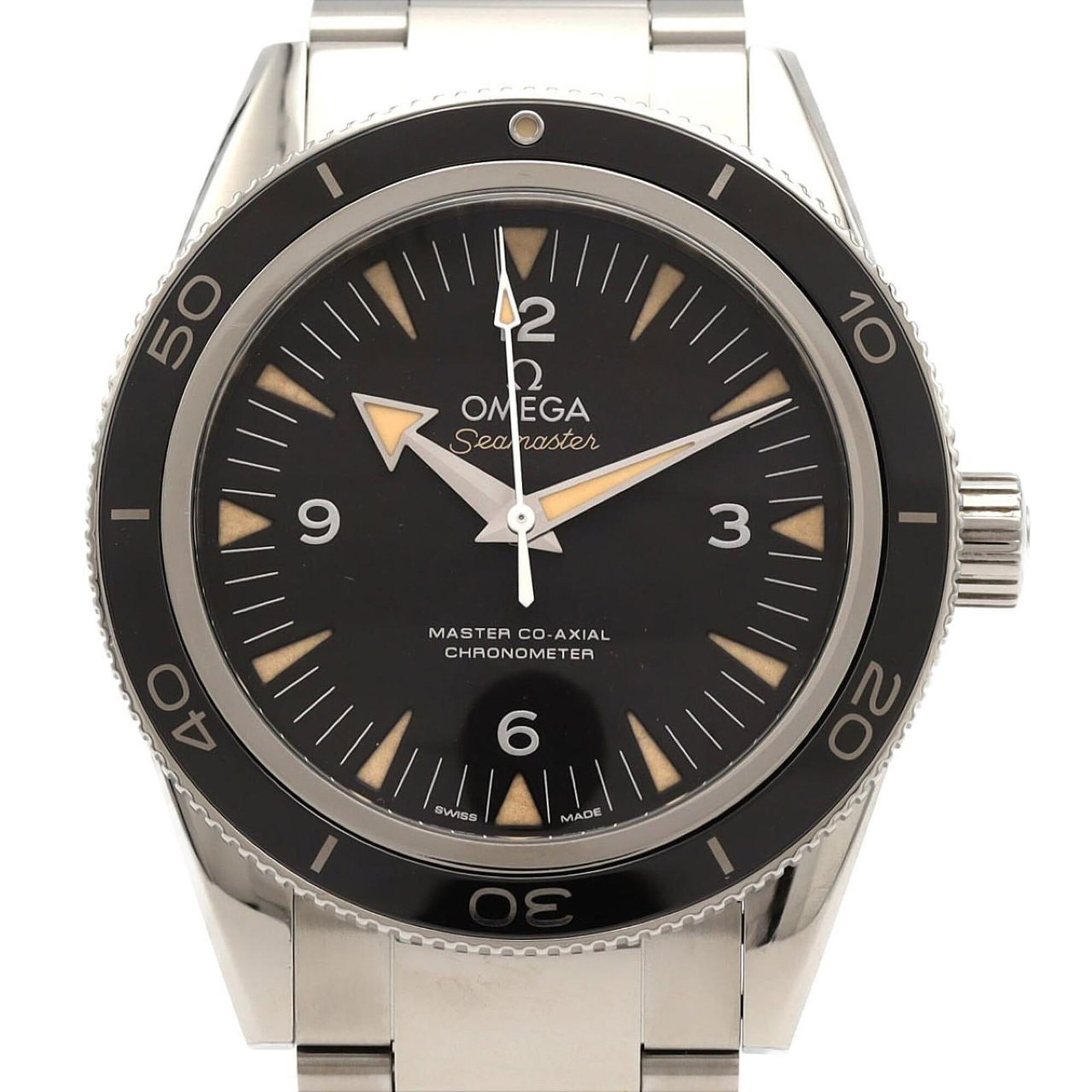 Omega Wristwatch: Omega Wristwatch Stainless steel case and band provide a sleek, modern look for the Omega wristwatch. With its self-winding automatic movement and 41mm diameter, this watch offers a comfortable fit