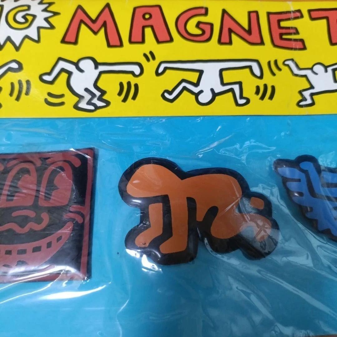 Keith Haring 1986 Amazing Magnets Set of 6 Unopened Authentic Collectible: Keith Haring 1986 Amazing Magnets Set of 6 Unopened Authentic Collectible Item Specifics: Artist: Keith Haring Unit Of Sale: Single Piece Size: Medium Item Length: 22in Region Of Origin: NA Framing: N