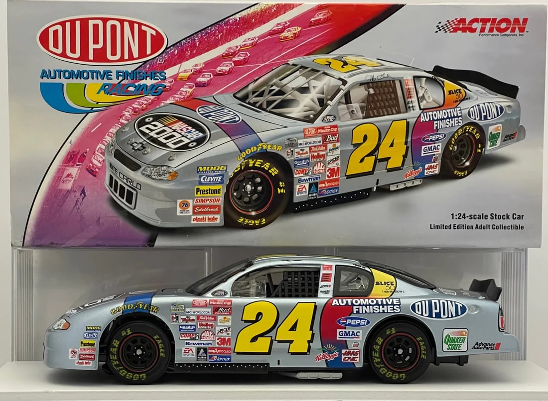 Jeff Gordon Unsigned 1: 24 Scale Die Cast Car (1 of 2)