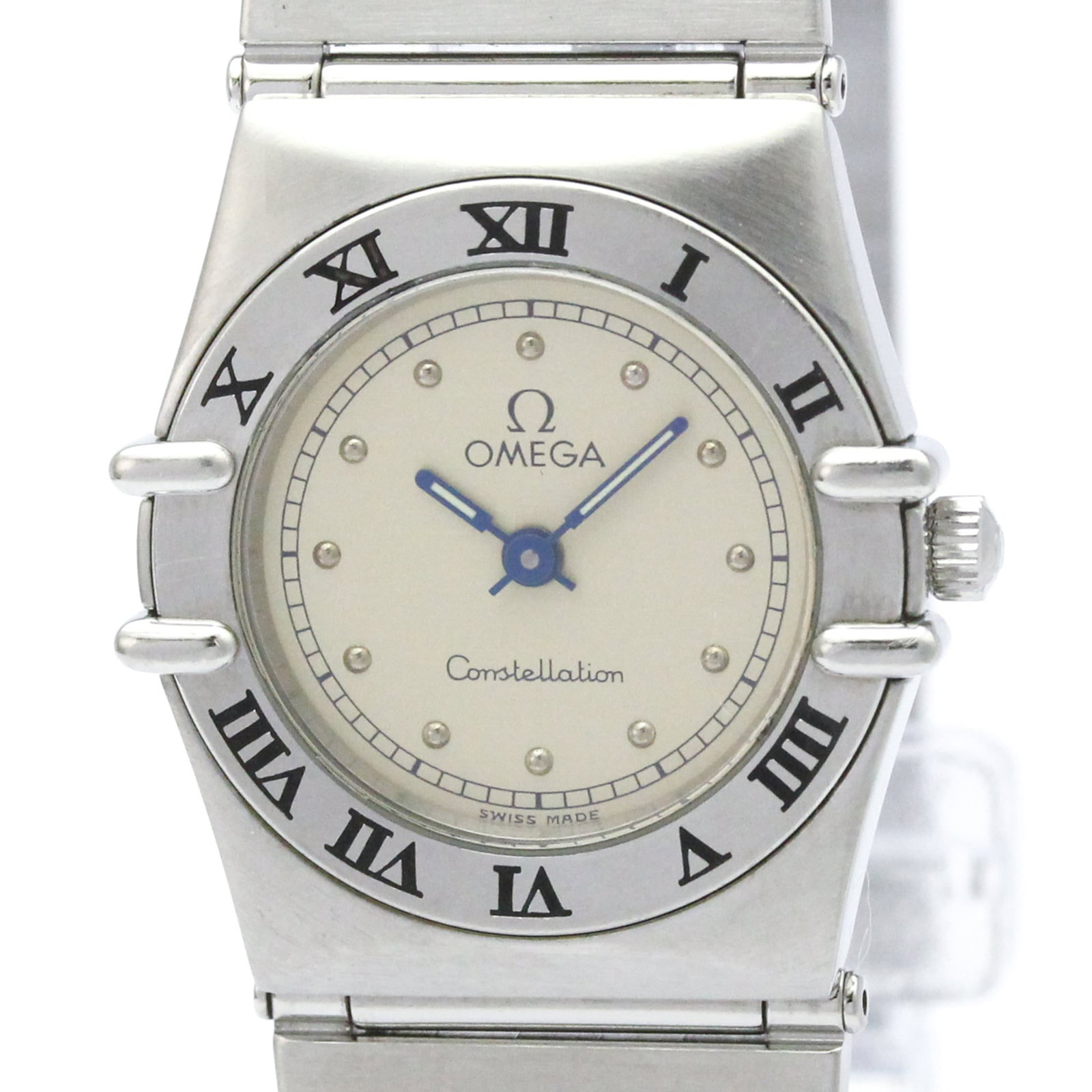 Omega Wristwatch: Omega Wristwatch Stainless steel case and band provide a sleek, modern look for women's formal occasions. The silver dial is complemented by the quartz movement, making it a reliable choice for everyd