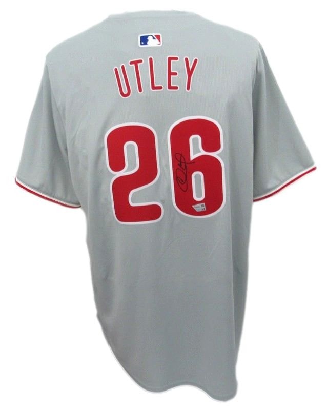 Chase Utley Signed Gray Nike Baseball Jersey Phillies Size XL Fanatics 187368: Chase Utley Signed Gray Nike Baseball Jersey Phillies Size XL Fanatics 187368 Signed by Chase Utley, this official Gray Nike Baseball Jersey features the iconic Phillies logo and size XL fit. A must-h