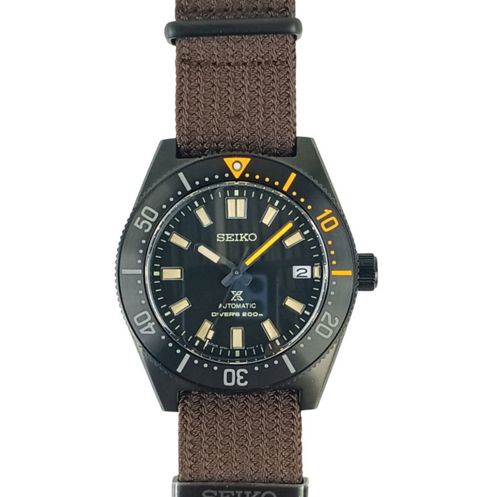Seiko Wristwatch: Seiko Wristwatch Seiko's self-winding automatic movement powers this sleek black dial wristwatch, featuring a stainless steel case and nylon band. The 40mm diameter case size suits wrists up to 26.5cm