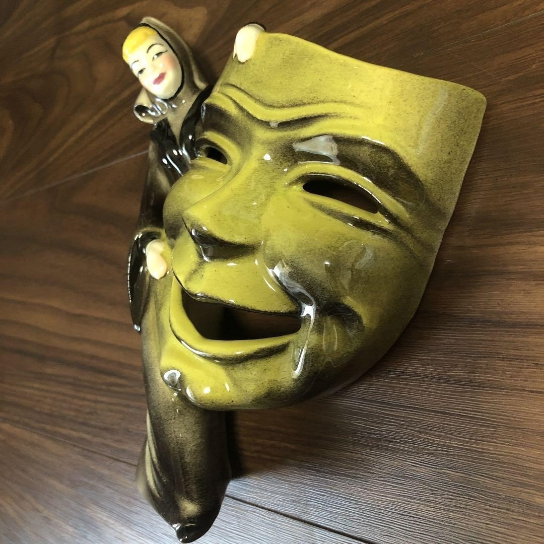 Ceramic arts studio decor two face vintage mid century modern design: Ceramic arts studio decor two face vintage mid century modern design Item Specifics: Artist: NA Signed By: NA Occasion: NA Size: NA Item Length: NA Number In Pack: NA Item Height: NA Style: NA Finish: