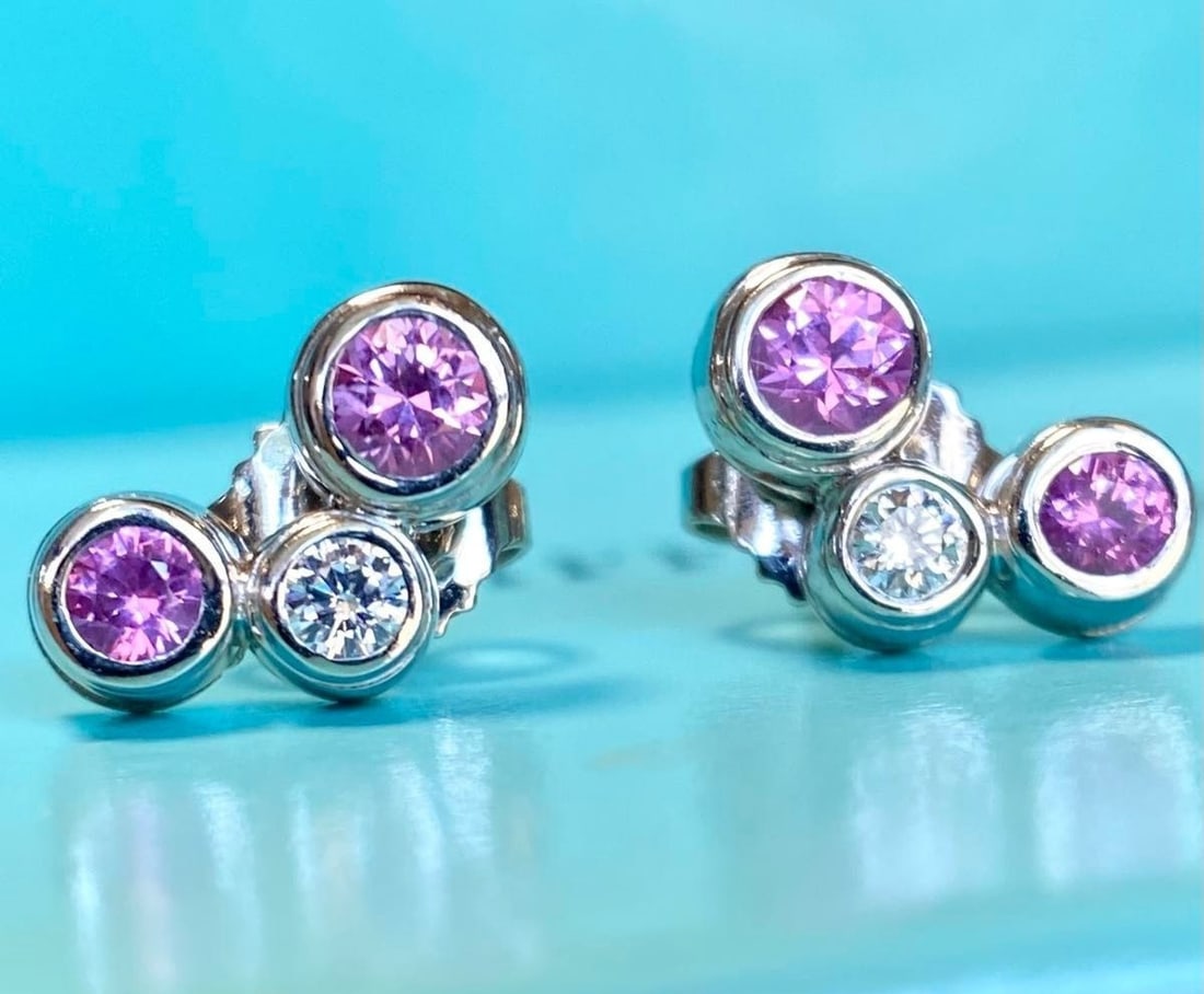 Tiffany & Co Bubbles Pink Sapphire Diamond Platinum 950 Stud Earrings with Case: Tiffany & Co Bubbles Pink Sapphire Diamond Platinum 950 Stud Earrings with Case Item Specifics: Number Of Diamonds: 2 Antique: No Shape: Bubble Closure: Butterfly Occasion: Anniversary Birthday