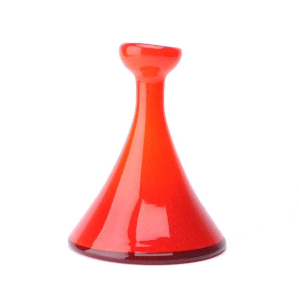 Vintage Carnaby Flower vase from Lutken Glass Denmark 1969 1976: Vintage Carnaby Flower vase from Lutken Glass Denmark 1969 1976 Item Specifics: Origin: Scandinavian Pattern: Abstract Antique: Yes Signed: No Color: Red Material: Glass Subject: Abstract Art Vintage: