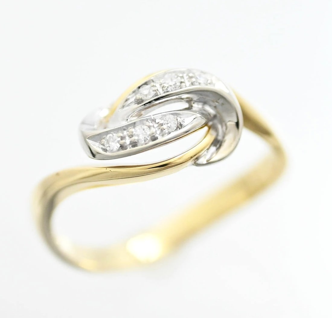 Damiani 18k Yellow Gold and White Gold Diamond Elegant Curved Band Ring Italy: Damiani 18k Yellow Gold and White Gold Diamond Elegant Curved Band Ring Italy Item Specifics: Antique: No Shape: Round Occasion: Anniversary Birthday Christening Christmas Engagement Graduation Mother