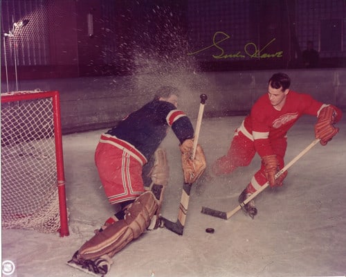 Gordie Howe Autographed 8x10 Photo Detroit Red Wings: Gordie Howe Autographed 8x10 Photo Detroit Red Wings Gordie Howe's iconic image is captured in an 8x10 photo, signed across the front with a gold sharpie. The signature adds a touch of personal connec