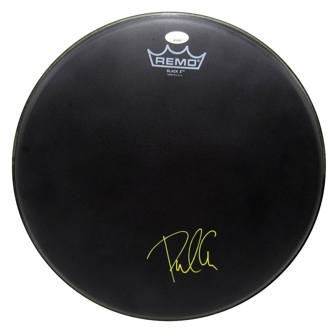 Phil Collen Musician Def Leppard Signed/ Inscribed Drum Head JSA 208218: Phil Collen Musician Def Leppard Signed/ Inscribed Drum Head JSA 208218 A unique piece for music enthusiasts, this drum head bears the signature of Phil Collen from Def Leppard. The item has been cert