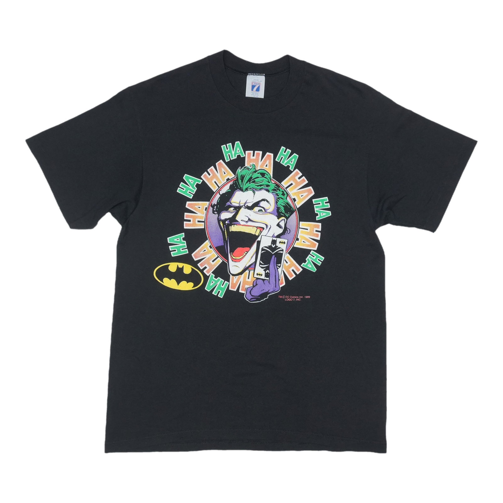 Batman Joker Shirt DC Comics: Batman Joker Shirt DC Comics Authentic DC Comics Batman Joker shirt, featuring the iconic villain's maniacal grin and bold colors. This officially licensed apparel item is perfect for fans of the Cape