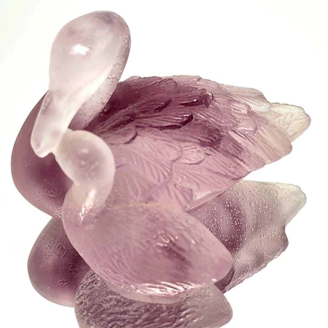 Daum France Crystal Swan Figurine Pair Clear Art Glass Bird Sculpture Decor: Daum France Crystal Swan Figurine Pair Clear Art Glass Bird Sculpture Decor Item Specifics: Brand: Daum Origin: French Type: Figurine Material: Crystal Subject: Swan Product Disclaimer: Measurements