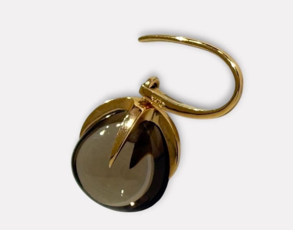 Pomellato Veleno Smoky Quartz 18k Rose Gold SINGLE Drop Dangle Earring W Pouch: Pomellato Veleno Smoky Quartz 18k Rose Gold SINGLE Drop Dangle Earring W Pouch Item Specifics: Antique: No Shape: Teardrop Closure: Hook Occasion: Anniversary Birthday Christening Christmas Confirmati